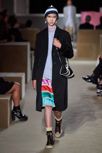 Look 9